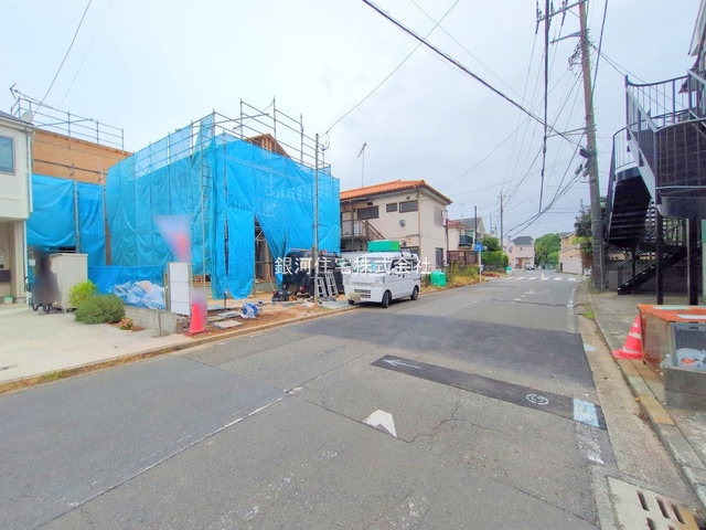 G00385897 神奈川県横浜市緑区東本郷４丁目 新築一戸建て 5490万円 土地面積130.42m² (約39.45坪) 建物面積99.37m² (約30.05坪) 間取り３ＳＬＤＫ 築年月2026年01月【外観6】