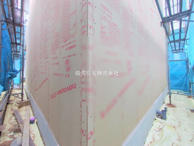 G00385897 神奈川県横浜市緑区東本郷４丁目 新築一戸建て 5490万円 土地面積130.42m² (約39.45坪) 建物面積99.37m² (約30.05坪) 間取り３ＳＬＤＫ 築年月2026年01月【外観8】