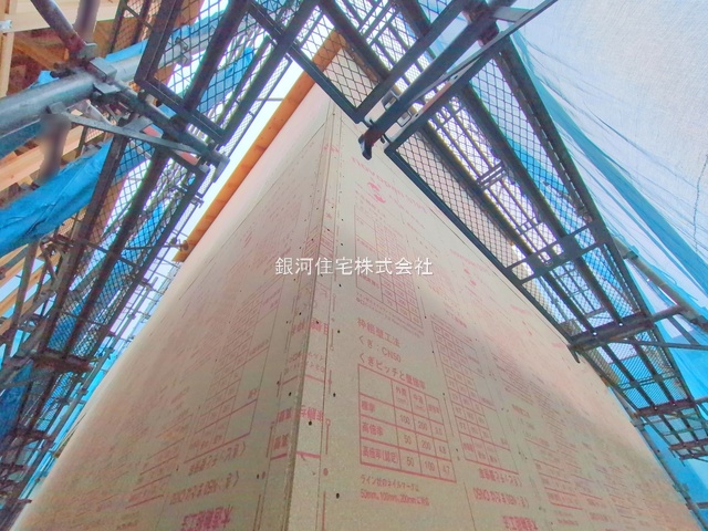 G00385897 神奈川県横浜市緑区東本郷４丁目 新築一戸建て 5490万円 土地面積130.42m² (約39.45坪) 建物面積99.37m² (約30.05坪) 間取り３ＳＬＤＫ 築年月2026年01月【外観9】