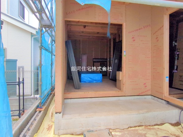 G00385897 神奈川県横浜市緑区東本郷４丁目 新築一戸建て 5490万円 土地面積130.42m² (約39.45坪) 建物面積99.37m² (約30.05坪) 間取り３ＳＬＤＫ 築年月2026年01月【外観11】