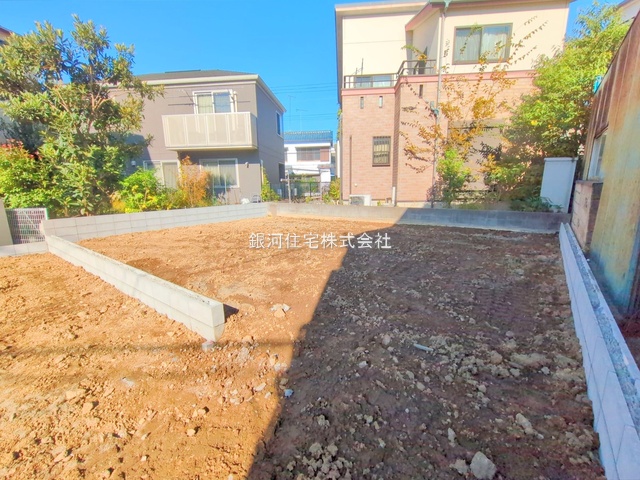 G00385958 神奈川県横浜市鶴見区馬場１丁目 新築一戸建て 4680万円 土地面積87.05m² (約26.33坪) 建物面積88.70m² (約26.83坪) 間取り３ＬＤＫ 築年月2026年05月【外観10】