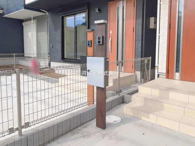 G00385981 神奈川県茅ヶ崎市香川４丁目 新築一戸建て 4298万円 土地面積121.43m² (約36.73坪) 建物面積98.84m² (約29.89坪) 築年月2025年11月(築１年以内)【外観5】