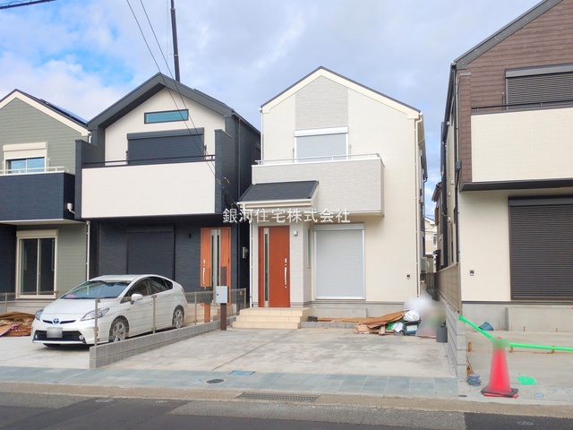 G00385981 神奈川県茅ヶ崎市香川４丁目 新築一戸建て 4298万円 土地面積121.43m² (約36.73坪) 建物面積98.84m² (約29.89坪) 築年月2025年11月(築１年以内)【外観18】