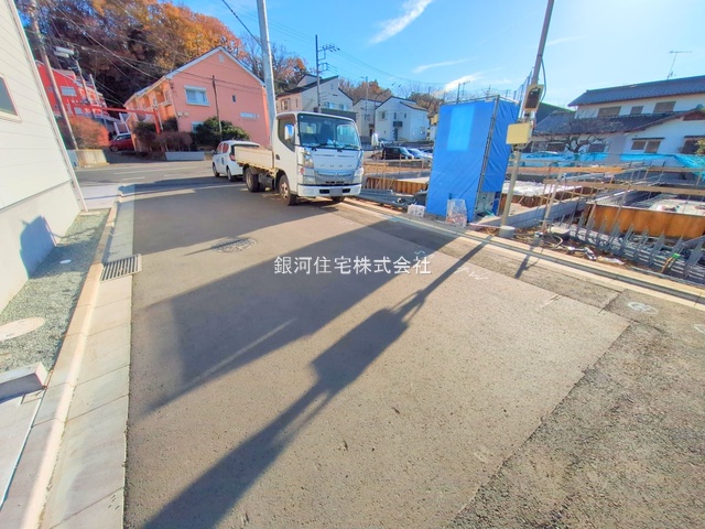 G00386044 神奈川県相模原市中央区上溝 新築一戸建て 4980万円 土地面積115.35m² (約34.89坪) 建物面積101.43m² (約30.68坪) 間取り２ＳＬＤＫ 築年月2026年03月【外観12】