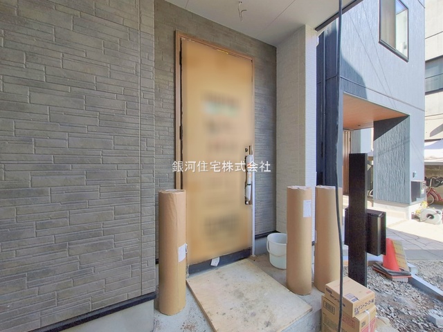 G00386840 東京都江戸川区東小岩５丁目 新築一戸建て 6380万円 土地面積78.57m² (約23.76坪) 建物面積96.05m² (約29.05坪) 間取り３ＳＬＤＫ 築年月2026年02月【外観6】