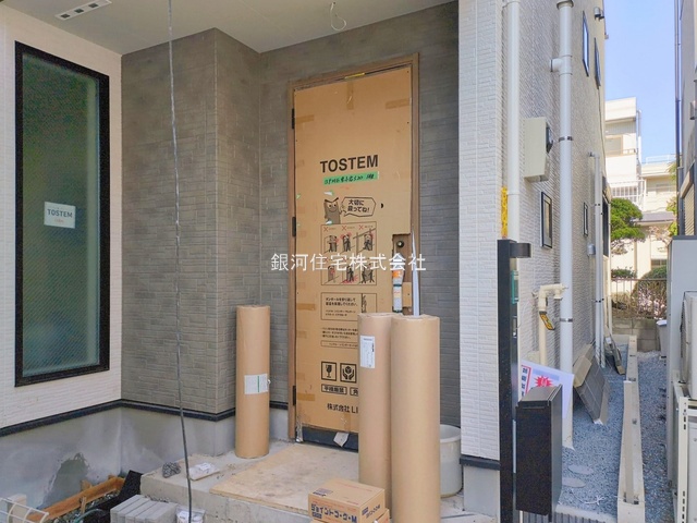 G00386840 東京都江戸川区東小岩５丁目 新築一戸建て 6380万円 土地面積78.57m² (約23.76坪) 建物面積96.05m² (約29.05坪) 間取り３ＳＬＤＫ 築年月2026年02月【外観9】