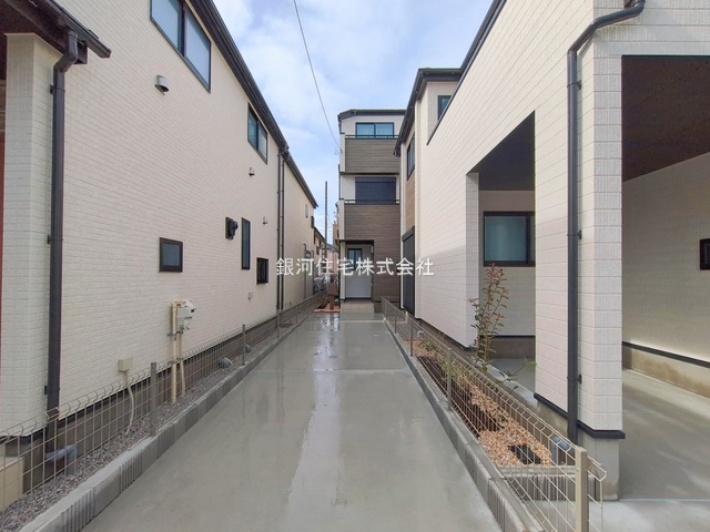 G00386888 東京都江戸川区東小岩１丁目 新築一戸建て 5490万円 土地面積88.74m² (約26.84坪) 建物面積98.96m² (約29.93坪) 間取り３ＳＬＤＫ 築年月2026年02月【外観7】