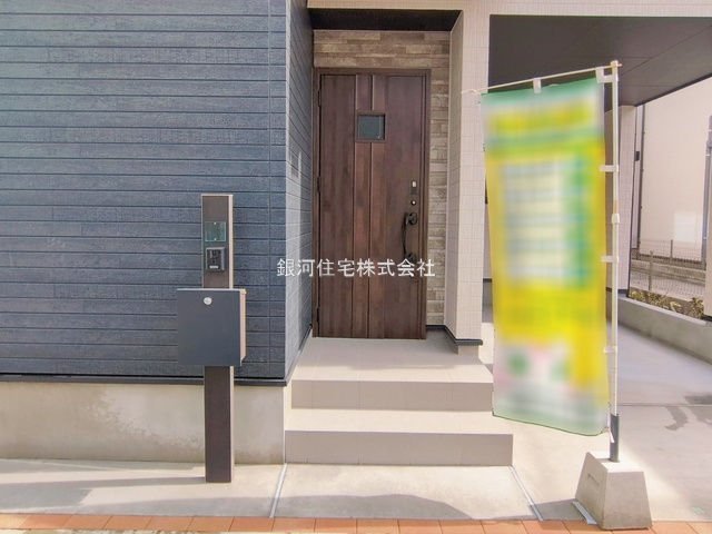 G00386890 東京都江戸川区東小岩１丁目 新築一戸建て 5790万円 土地面積81.21m² (約24.56坪) 建物面積106.20m² (約32.12坪) 間取り３ＳＬＤＫ 築年月2026年01月(築１年以内)【外観5】