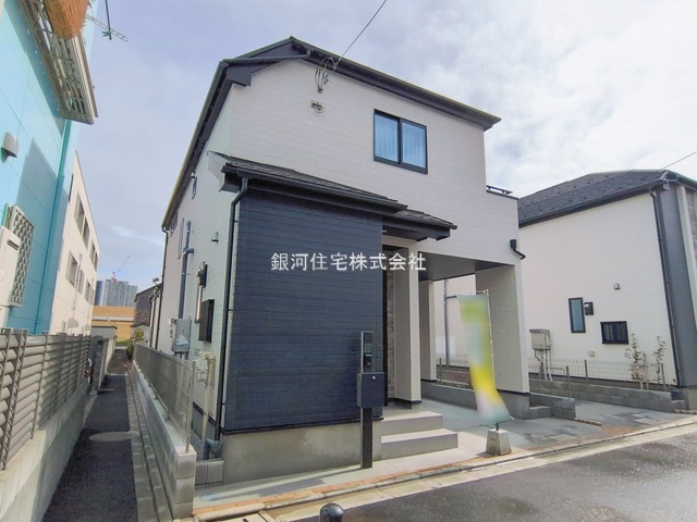 G00386890 東京都江戸川区東小岩１丁目 新築一戸建て 5790万円 土地面積81.21m² (約24.56坪) 建物面積106.20m² (約32.12坪) 間取り３ＳＬＤＫ 築年月2026年01月(築１年以内)【外観8】