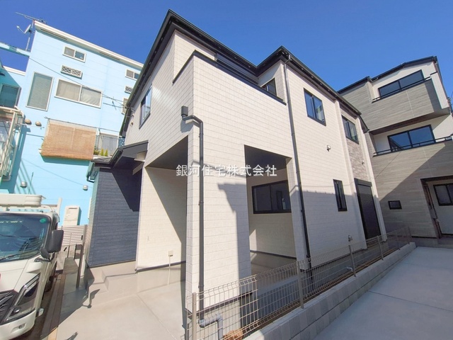 G00386890 東京都江戸川区東小岩１丁目 新築一戸建て 5790万円 土地面積81.21m² (約24.56坪) 建物面積106.20m² (約32.12坪) 間取り３ＳＬＤＫ 築年月2026年01月(築１年以内)【外観14】