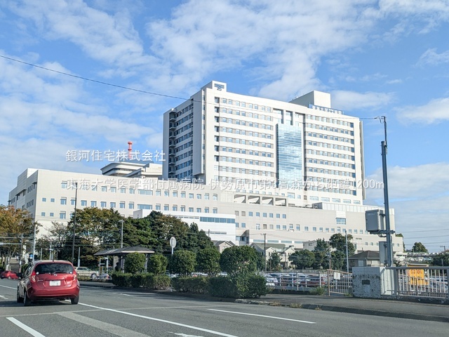 G00386994 神奈川県伊勢原市高森２丁目 新築一戸建て 3880万円 土地面積104.63m² (約31.65坪) 建物面積99.36m² (約30.05坪) 間取り３ＳＬＤＫ 築年月2026年04月【周辺環境】東海大学医学部付属病院