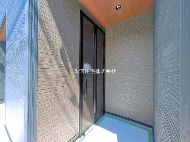 G00387129 埼玉県さいたま市浦和区領家５丁目 新築一戸建て 6490万円 土地面積69.20m² (約20.93坪) 建物面積107.32m² (約32.46坪) 間取り３ＬＤＫ 築年月2026年04月(築１年以内)【外観10】