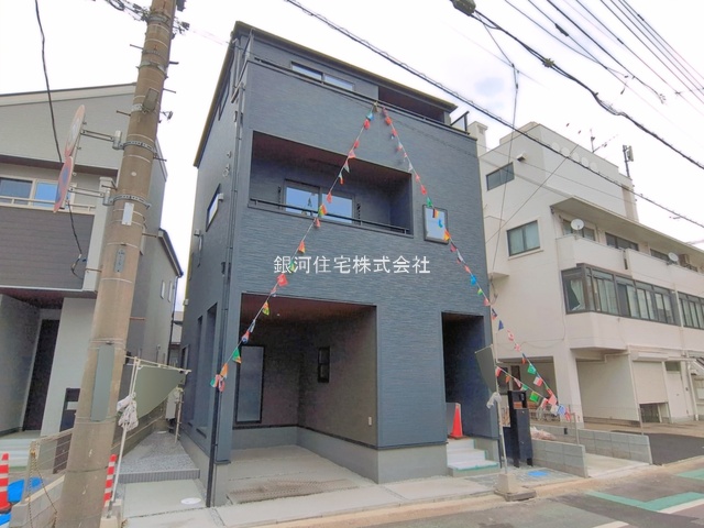 G00387129 埼玉県さいたま市浦和区領家５丁目 新築一戸建て 6490万円 土地面積69.20m² (約20.93坪) 建物面積107.32m² (約32.46坪) 間取り３ＬＤＫ 築年月2026年04月(築１年以内)【外観15】