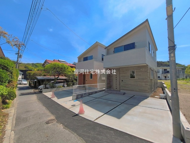 G00388579 神奈川県鎌倉市岩瀬 新築一戸建て 5180万円 土地面積112.46m² (約34.01坪) 建物面積88.98m² (約26.91坪) 間取り２ＳＬＤＫ 築年月2026年05月(築１年以内)【外観14】