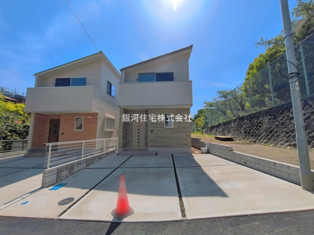 G00388580 神奈川県鎌倉市岩瀬 新築一戸建て 5080万円 土地面積113.11m² (約34.21坪) 建物面積88.98m² (約26.91坪) 間取り２ＳＬＤＫ 築年月2026年04月(築１年以内)【外観7】