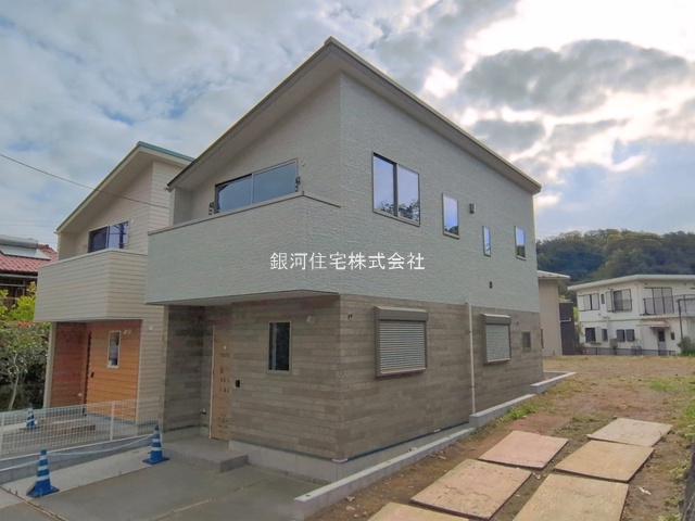 G00388580 神奈川県鎌倉市岩瀬 新築一戸建て 5080万円 土地面積113.11m² (約34.21坪) 建物面積88.98m² (約26.91坪) 間取り２ＳＬＤＫ 築年月2026年04月(築１年以内)【外観16】