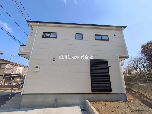 G00388651 神奈川県横浜市金沢区六浦東３丁目 新築一戸建て 5799万円 土地面積140.84m² (約42.60坪) 建物面積105.54m² (約31.92坪) 間取り４ＬＤＫ 築年月2025年12月(築１年以内)【外観13】