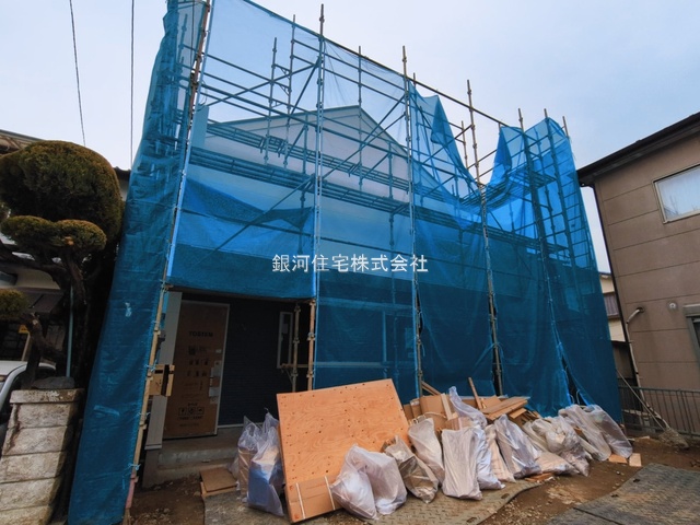 G00388720 埼玉県八潮市大字八條 新築一戸建て 3998万円 土地面積141.80m² (約42.89坪) 建物面積105.58m² (約31.93坪) 間取り４ＬＤＫ 築年月2026年04月(築１年以内)【外観7】