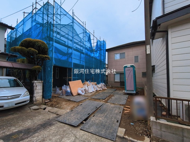 G00388720 埼玉県八潮市大字八條 新築一戸建て 3998万円 土地面積141.80m² (約42.89坪) 建物面積105.58m² (約31.93坪) 間取り４ＬＤＫ 築年月2026年04月(築１年以内)【外観8】