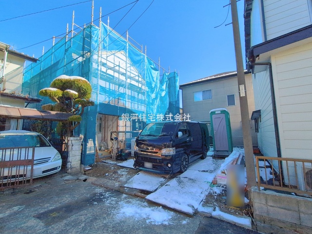 G00388720 埼玉県八潮市大字八條 新築一戸建て 3998万円 土地面積141.80m² (約42.89坪) 建物面積105.58m² (約31.93坪) 間取り４ＬＤＫ 築年月2026年04月(築１年以内)【外観11】