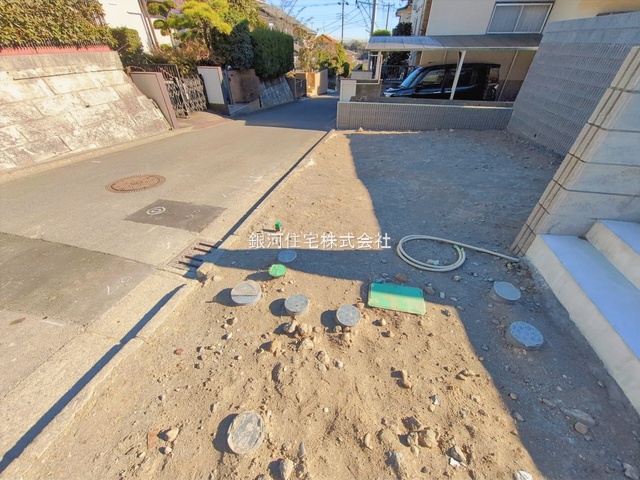 G00388985 神奈川県横須賀市湘南鷹取５丁目 新築一戸建て 4390万円 土地面積153.70m² (約46.49坪) 建物面積99.62m² (約30.13坪) 間取り４ＬＤＫ 築年月2026年07月【外観11】