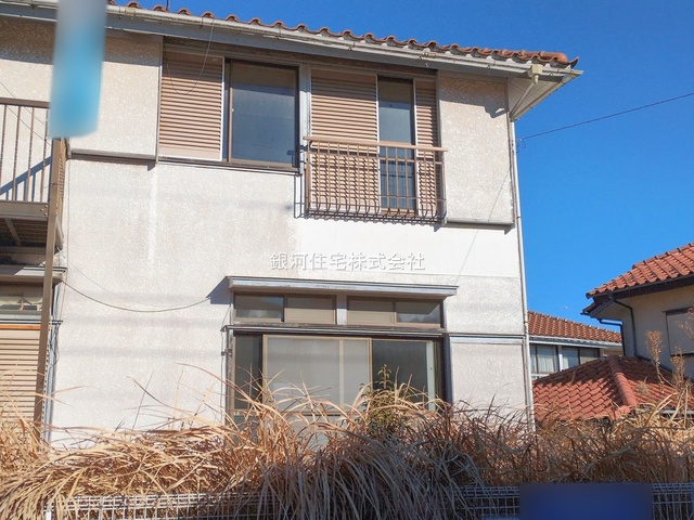 G00389354 千葉県市原市桜台３丁目 中古一戸建て 1599万円 土地面積225.15m² (約68.10坪) 建物面積117.03m² (約35.40坪) 間取り４ＬＤＫ 築年月1980年12月(築45年)【外観5】