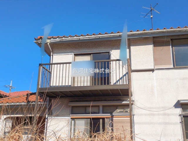 G00389354 千葉県市原市桜台３丁目 中古一戸建て 1599万円 土地面積225.15m² (約68.10坪) 建物面積117.03m² (約35.40坪) 間取り４ＬＤＫ 築年月1980年12月(築45年)【外観6】