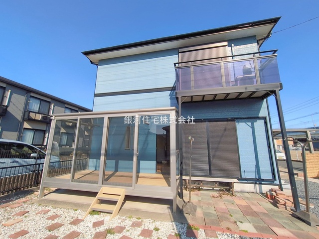 G00389870 千葉県木更津市長須賀 中古一戸建て 2049万円 土地面積184.54m² (約55.82坪) 建物面積106.00m² (約32.06坪) 間取り３ＳＬＤＫ 築年月1999年11月(築26年)【外観4】