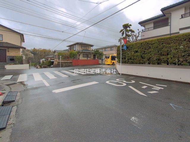 G00390812 東京都町田市成瀬台３丁目 新築一戸建て 7890万円 土地面積191.39m² (約57.89坪) 建物面積119.57m² (約36.16坪) 間取り４ＬＤＫ 築年月2026年03月(築１年以内)【外観4】
