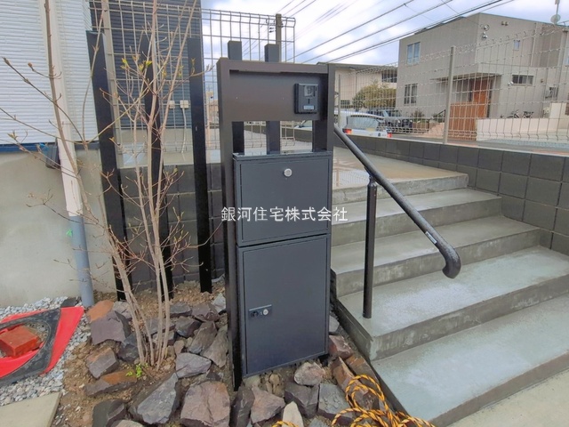 G00390812 東京都町田市成瀬台３丁目 新築一戸建て 7890万円 土地面積191.39m² (約57.89坪) 建物面積119.57m² (約36.16坪) 間取り４ＬＤＫ 築年月2026年03月(築１年以内)【外観10】