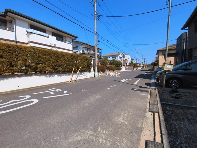 G00390812 東京都町田市成瀬台３丁目 新築一戸建て 7890万円 土地面積191.39m² (約57.89坪) 建物面積119.57m² (約36.16坪) 間取り４ＬＤＫ 築年月2026年03月(築１年以内)【外観17】