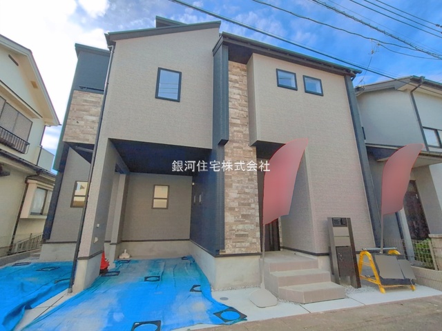 G00390819 埼玉県桶川市末広２丁目 新築一戸建て 3598万円 土地面積107.74m² (約32.59坪) 建物面積114.68m² (約34.69坪) 間取り３ＬＤＫ 築年月2026年04月(築１年以内)【外観13】