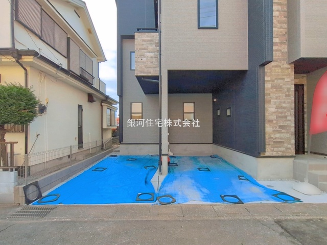 G00390819 埼玉県桶川市末広２丁目 新築一戸建て 3598万円 土地面積107.74m² (約32.59坪) 建物面積114.68m² (約34.69坪) 間取り３ＬＤＫ 築年月2026年04月(築１年以内)【外観14】