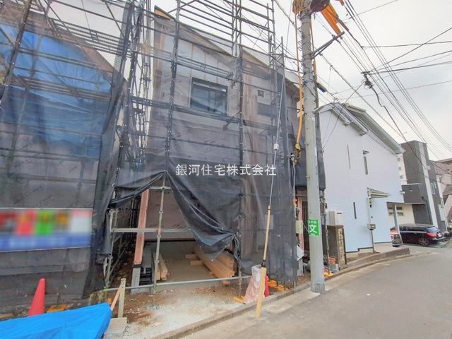 G00390831 東京都練馬区田柄４丁目 新築一戸建て 7590万円 土地面積85.78m² (約25.94坪) 建物面積95.68m² (約28.94坪) 間取り２ＳＬＤＫ 築年月2026年04月(築１年以内)【外観10】