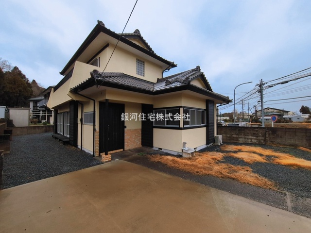 G00392109 千葉県千葉市緑区土気町 中古一戸建て 2079万円 土地面積297.00m² (約89.84坪) 建物面積118.15m² (約35.74坪) 間取り４ＬＤＫ 築年月1978年09月(築47年)【外観5】