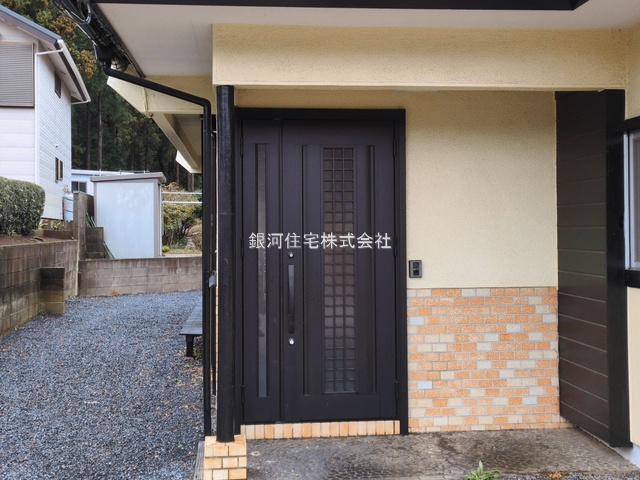 G00392109 千葉県千葉市緑区土気町 中古一戸建て 2079万円 土地面積297.00m² (約89.84坪) 建物面積118.15m² (約35.74坪) 間取り４ＬＤＫ 築年月1978年09月(築47年)【外観10】