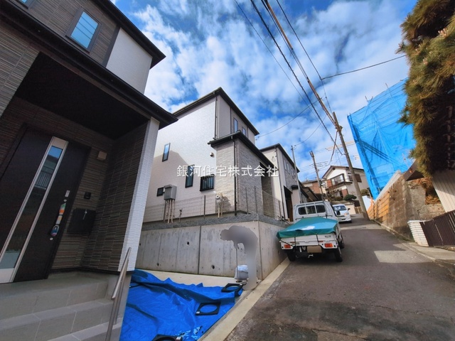G00393328 神奈川県川崎市中原区井田３丁目 中古一戸建て 5250万円 土地面積93.36m² (約28.24坪) 建物面積96.05m² (約29.05坪) 間取り４ＬＤＫ 築年月2026年02月(築１年以内)【外観3】