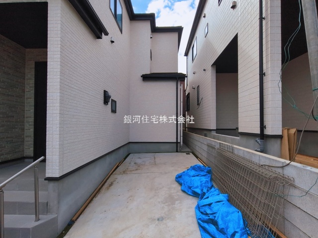 G00393328 神奈川県川崎市中原区井田３丁目 中古一戸建て 5250万円 土地面積93.36m² (約28.24坪) 建物面積96.05m² (約29.05坪) 間取り４ＬＤＫ 築年月2026年02月(築１年以内)【外観9】