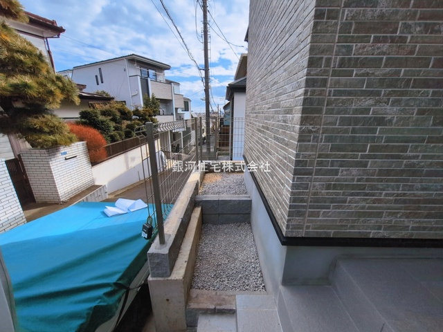 G00393328 神奈川県川崎市中原区井田３丁目 中古一戸建て 5250万円 土地面積93.36m² (約28.24坪) 建物面積96.05m² (約29.05坪) 間取り４ＬＤＫ 築年月2026年02月(築１年以内)【外観13】