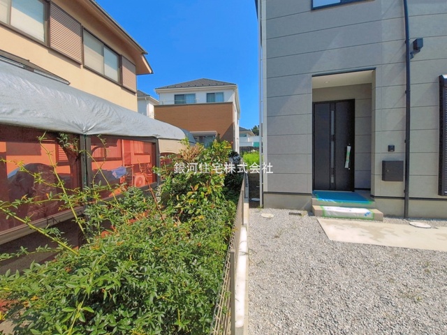 G00393386 神奈川県相模原市緑区相原３丁目 新築一戸建て 4948万円 土地面積135.22m² (約40.90坪) 建物面積107.65m² (約32.56坪) 間取り４ＬＤＫ 築年月2026年07月(築１年以内)【外観7】
