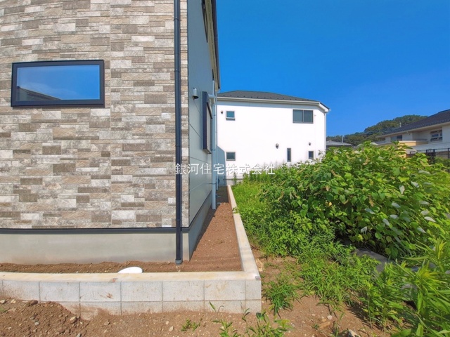 G00393386 神奈川県相模原市緑区相原３丁目 新築一戸建て 4948万円 土地面積135.22m² (約40.90坪) 建物面積107.65m² (約32.56坪) 間取り４ＬＤＫ 築年月2026年07月(築１年以内)【外観11】