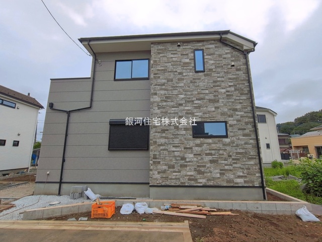 G00393386 神奈川県相模原市緑区相原３丁目 新築一戸建て 4948万円 土地面積135.22m² (約40.90坪) 建物面積107.65m² (約32.56坪) 間取り４ＬＤＫ 築年月2026年07月(築１年以内)【外観15】