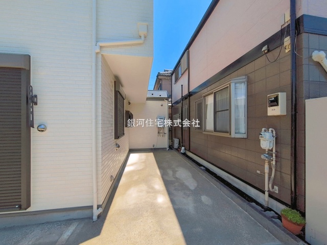 G00393639 東京都江戸川区鹿骨５丁目 中古一戸建て 4990万円 土地面積86.16m² (約26.06坪) 建物面積88.60m² (約26.80坪) 間取り４ＬＤＫ 築年月2004年03月(築22年)【外観5】