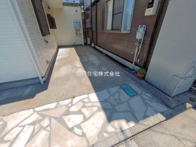 G00393639 東京都江戸川区鹿骨５丁目 中古一戸建て 4990万円 土地面積86.16m² (約26.06坪) 建物面積88.60m² (約26.80坪) 間取り４ＬＤＫ 築年月2004年03月(築22年)【外観7】
