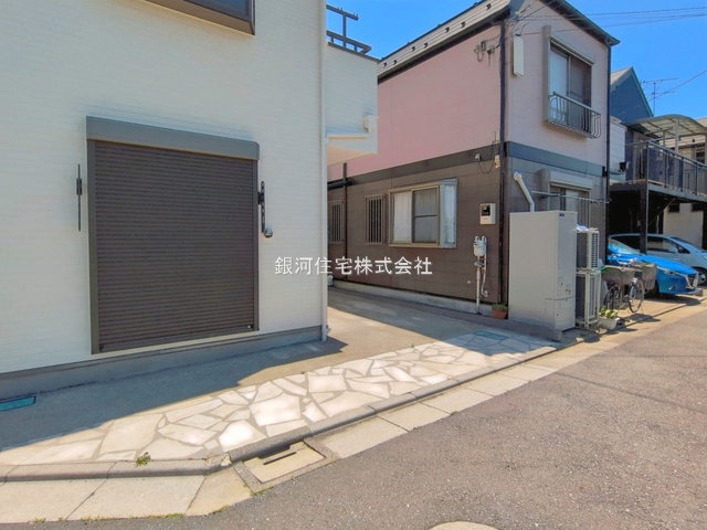 G00393639 東京都江戸川区鹿骨５丁目 中古一戸建て 4990万円 土地面積86.16m² (約26.06坪) 建物面積88.60m² (約26.80坪) 間取り４ＬＤＫ 築年月2004年03月(築22年)【外観12】