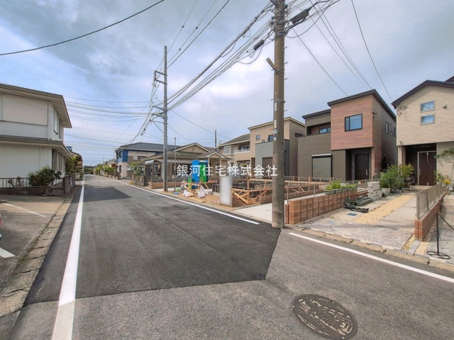 G00393901 千葉県松戸市新松戸南２丁目 新築一戸建て 5380万円 土地面積117.46m² (約35.53坪) 建物面積96.26m² (約29.11坪) 間取り３ＬＤＫ 築年月2026年04月(築１年以内)【外観3】