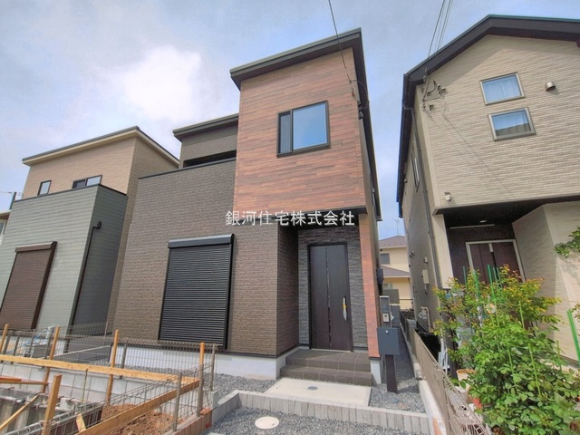 G00393901 千葉県松戸市新松戸南２丁目 新築一戸建て 5380万円 土地面積117.46m² (約35.53坪) 建物面積96.26m² (約29.11坪) 間取り３ＬＤＫ 築年月2026年04月(築１年以内)【外観5】