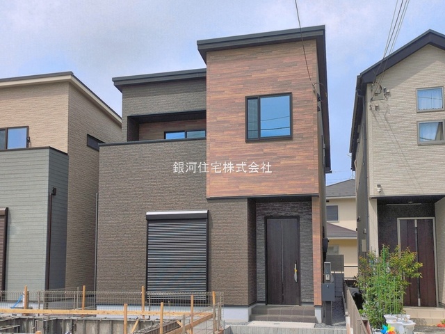 G00393901 千葉県松戸市新松戸南２丁目 新築一戸建て 5380万円 土地面積117.46m² (約35.53坪) 建物面積96.26m² (約29.11坪) 間取り３ＬＤＫ 築年月2026年04月(築１年以内)【外観7】