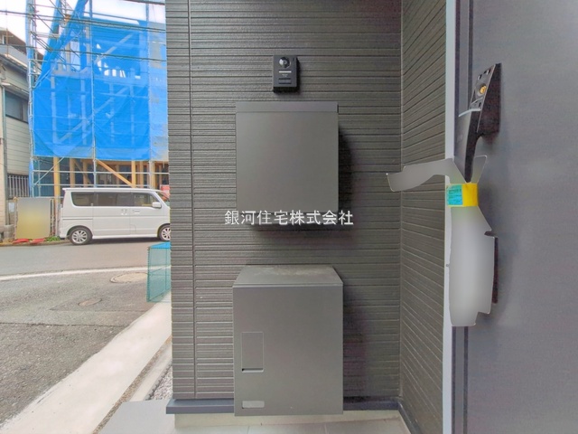 G00394002 神奈川県川崎市川崎区小田１丁目 新築一戸建て 4880万円 土地面積44.14m² (約13.35坪) 建物面積79.03m² (約23.90坪) 間取り３ＬＤＫ 築年月2026年07月【外観5】