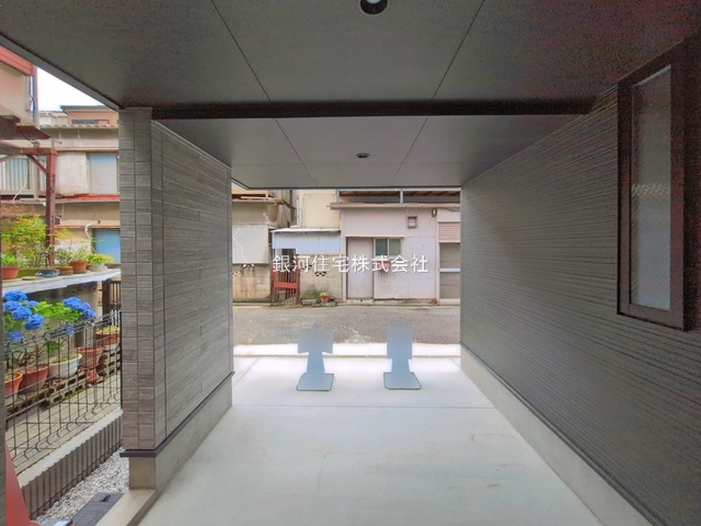 G00394002 神奈川県川崎市川崎区小田１丁目 新築一戸建て 4880万円 土地面積44.14m² (約13.35坪) 建物面積79.03m² (約23.90坪) 間取り３ＬＤＫ 築年月2026年07月【外観11】